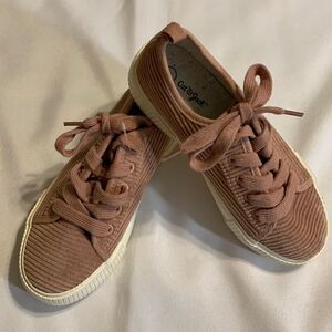Cat & Jack size one girls corduroy sneakers blush color